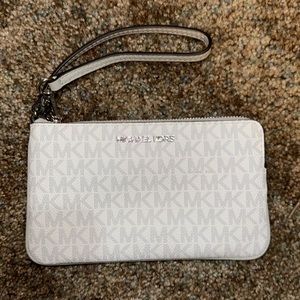 Michael Kors Wristlet
